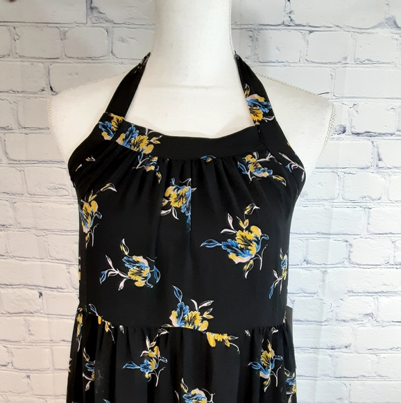 NWT  Who What Wear tiered halter dress maxi - Picture 5 of 8